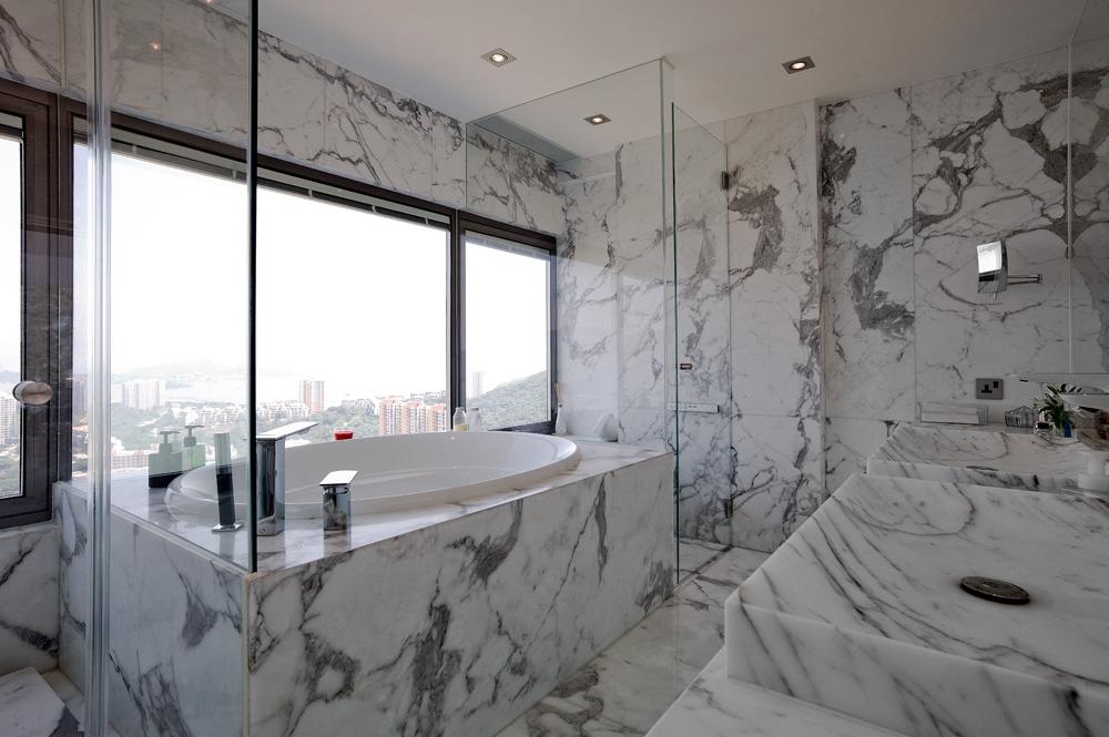 Мрамор в ванной