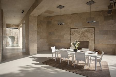 Отделка бежевым лощеным мрамором Отделка бежевым лощеным мрамором