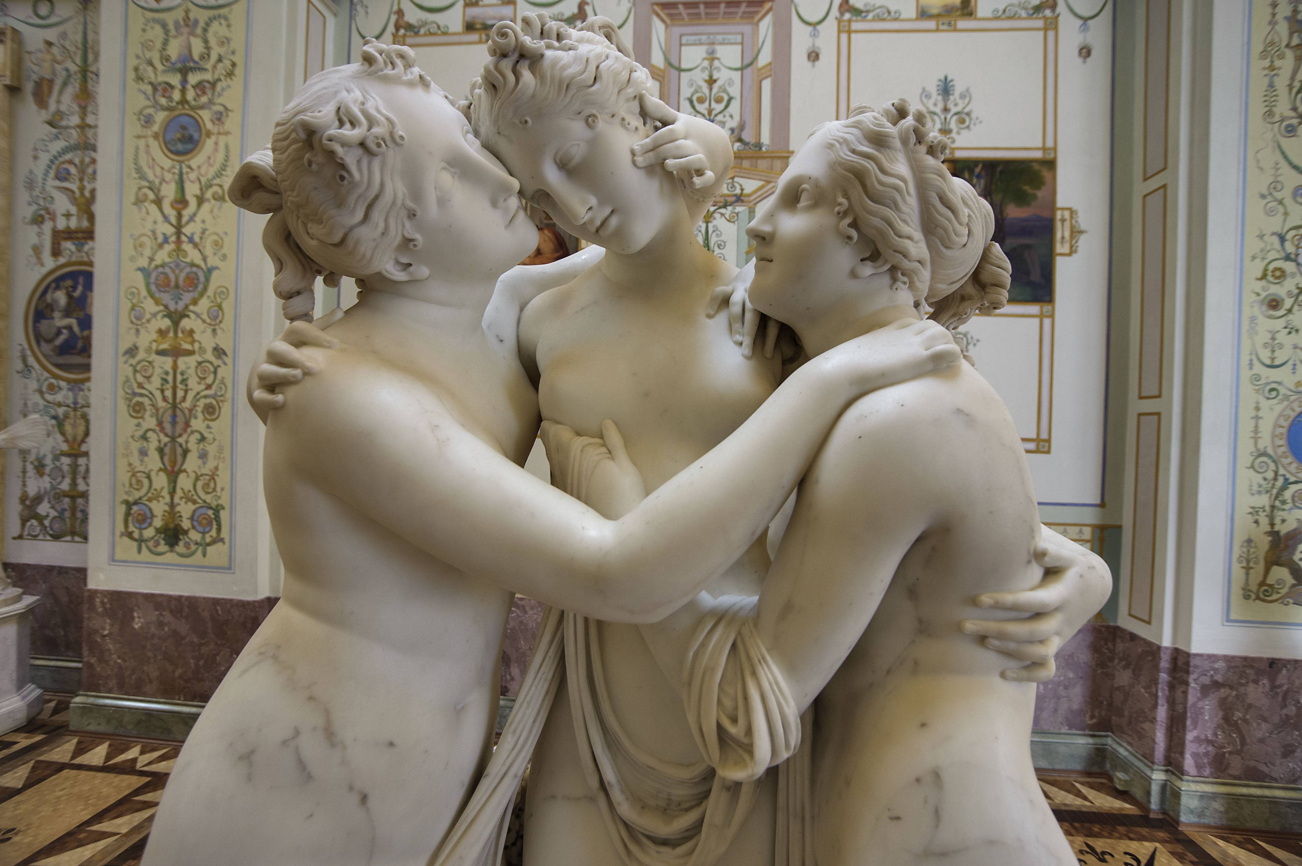 Мраморные статуи