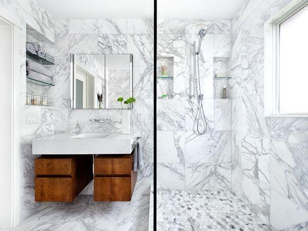 Bianco Carrara в отделке ванной Bianco Carrara в отделке ванной
