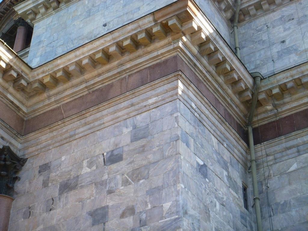 Фасад Исаакиевского собора