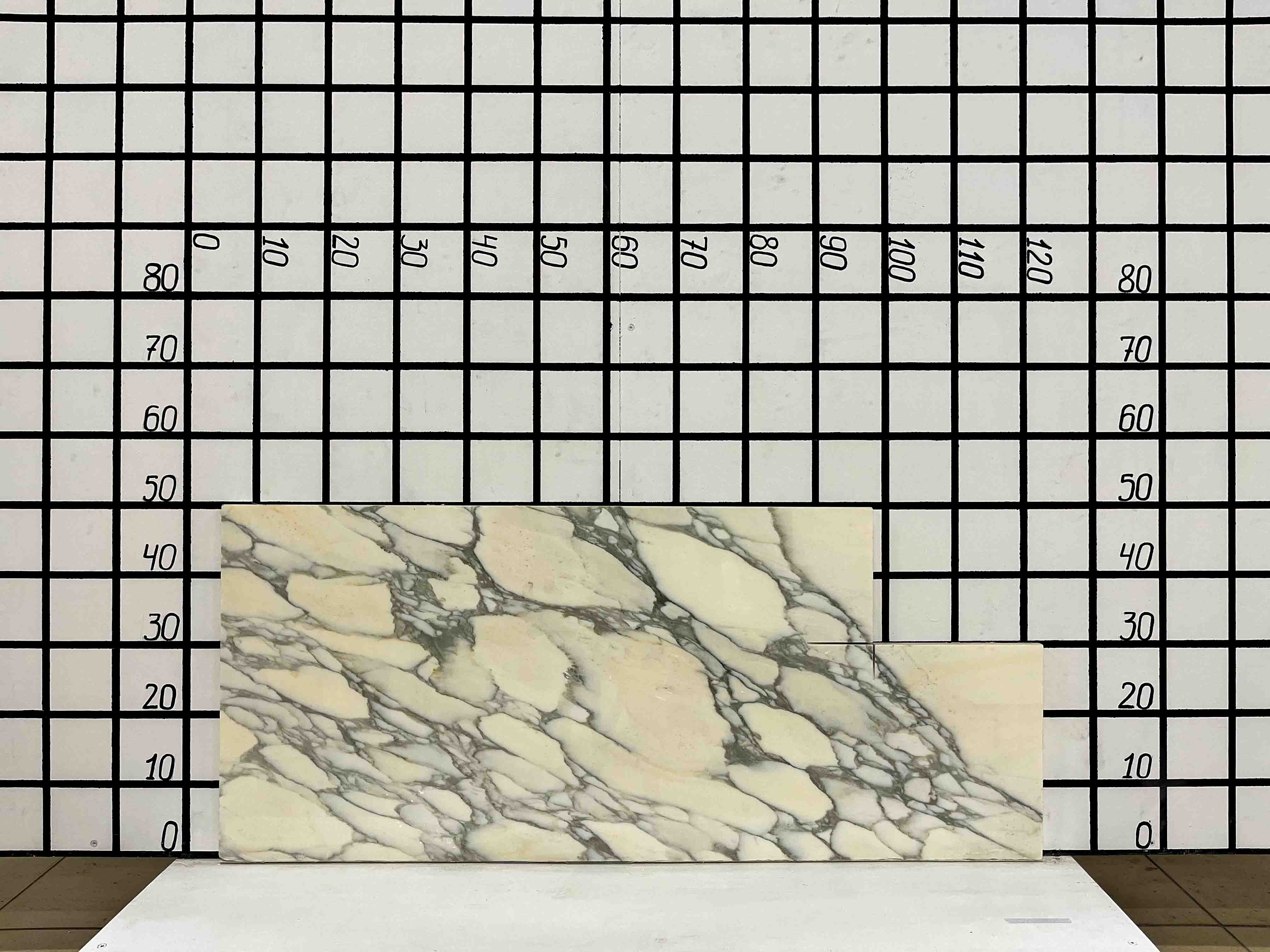 Изображение Заготовка F2357 (800х480х20 мм)/Мрамор Calacatta/Белый/Полировка