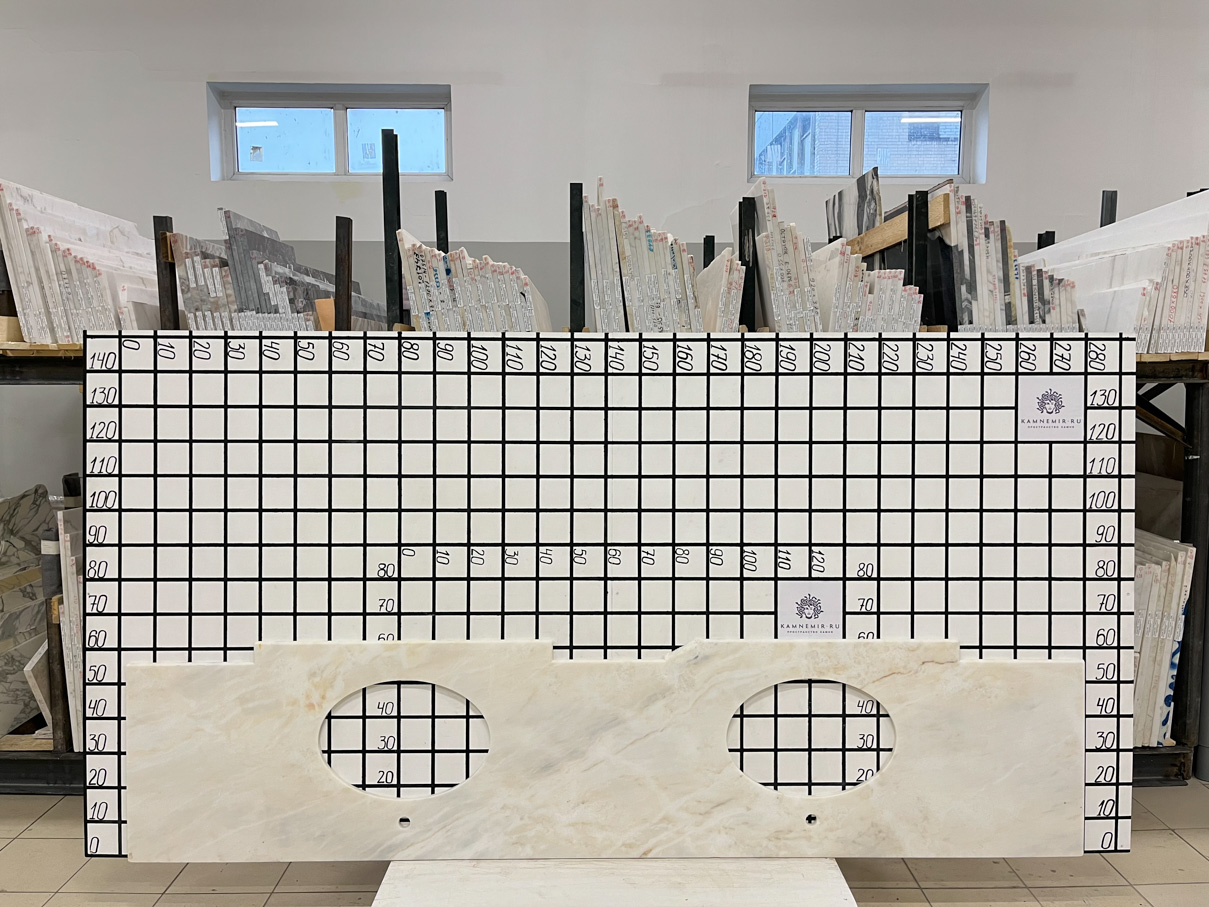 Изображение Столешница с вырезами под 2 мойки, с дефектом (2760х630х20 мм)/Мрамор Bianco Lasa Vena Oro/Белый/Полировка