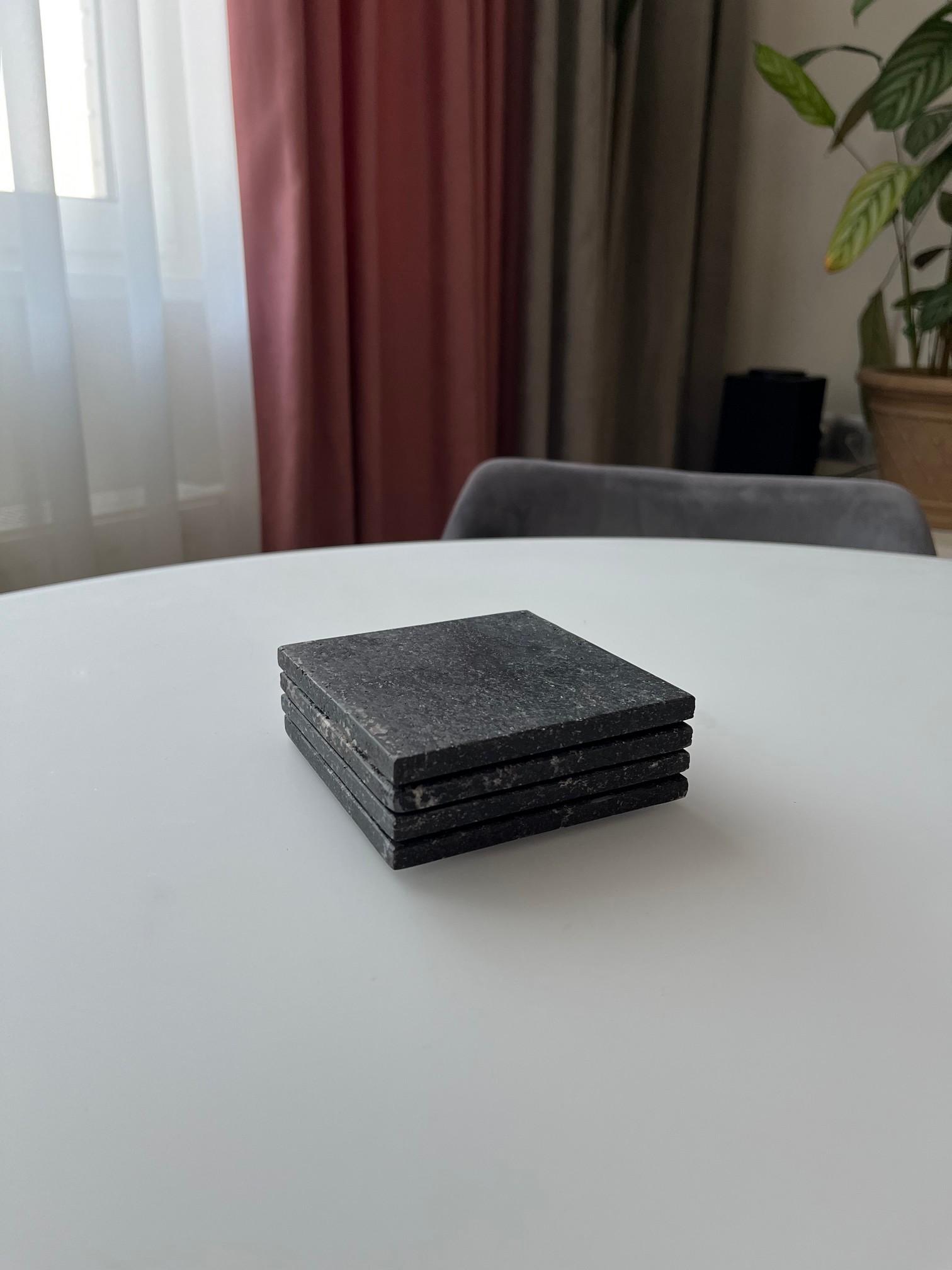 СПK Набор из 2х шт Подставка квадратная (105х105х8 мм)/Гранит Гранатовый Амфиболит/Черный/Антик - изображение 2