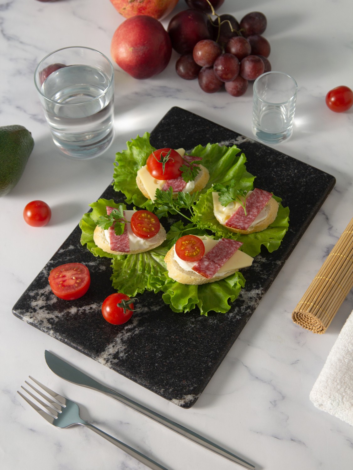 СПK Подставка "Поднос" скругленный (300х200х10 мм)/Гранит Гранатовый Амфиболит/Черный/Антик - изображение 4