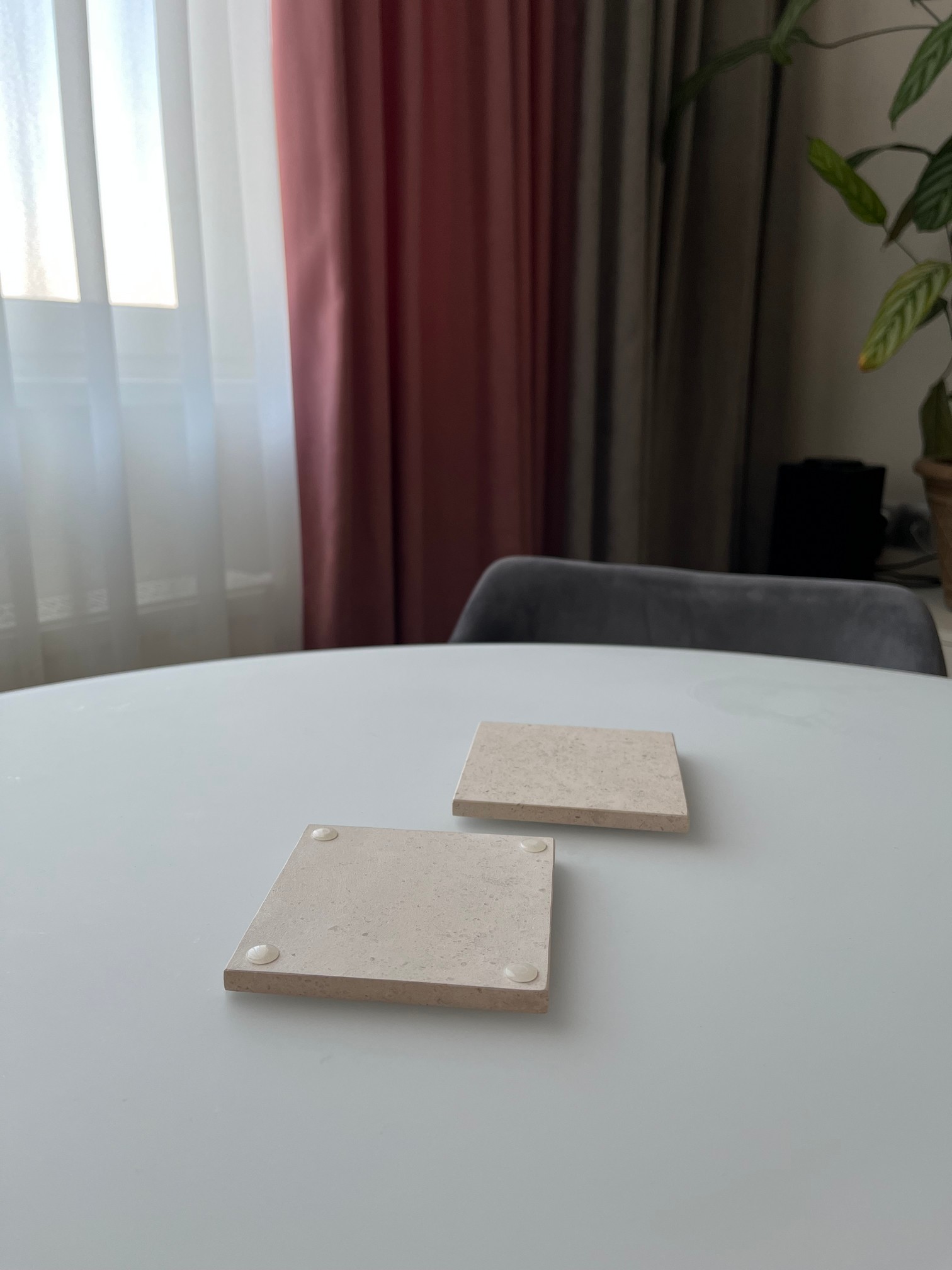 СПK Подставка квадратная (100х100х8 мм)/Известняк Branco Valongo/Бежевый/Лощение - изображение 2