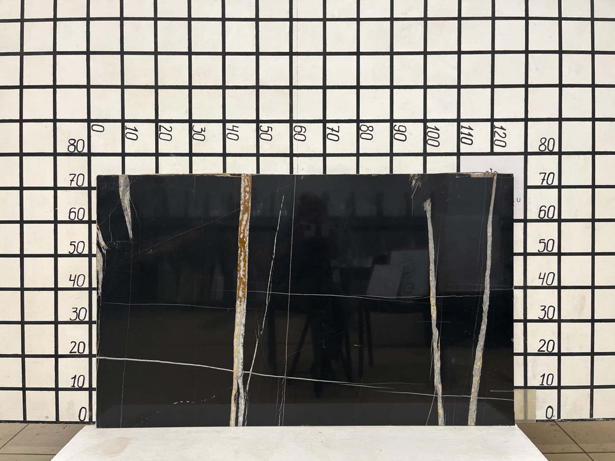 Изображение Заготовка  (1210х730х20 мм)/Мрамор Saint Laurent/Черный/Полировка