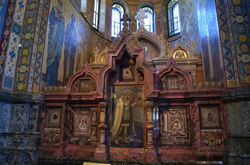 Киот Спаса на Крови