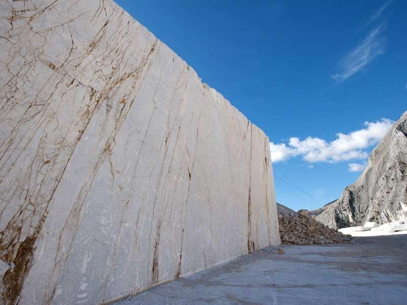 Итальянский мрамор