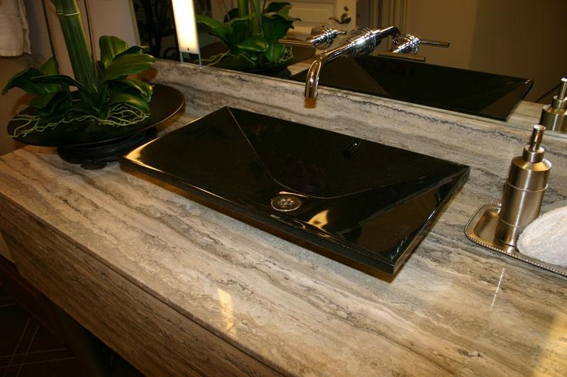 Столешница травертин