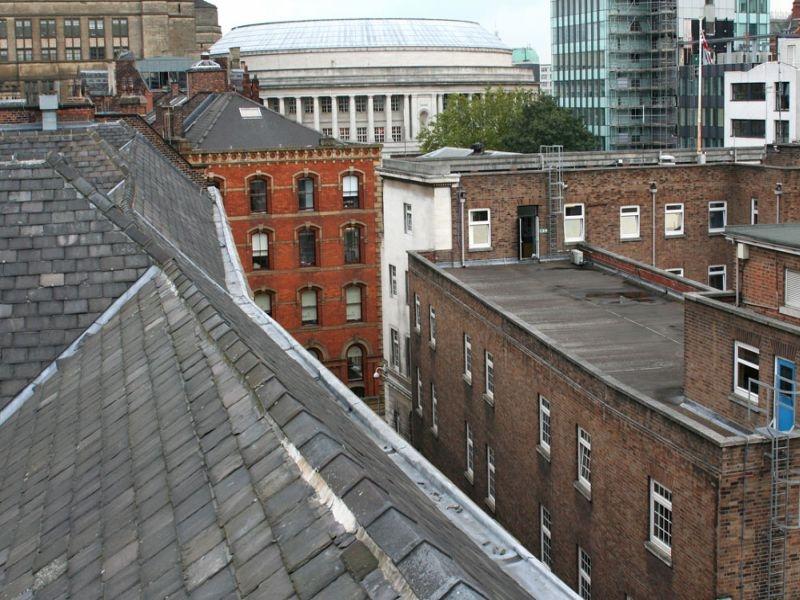 Классическая черная кровля из сланца