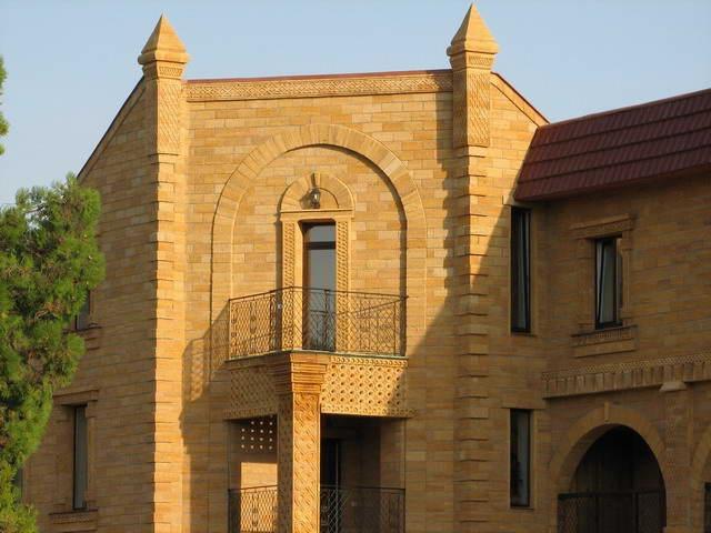 Отделка шлифованным ракушечником