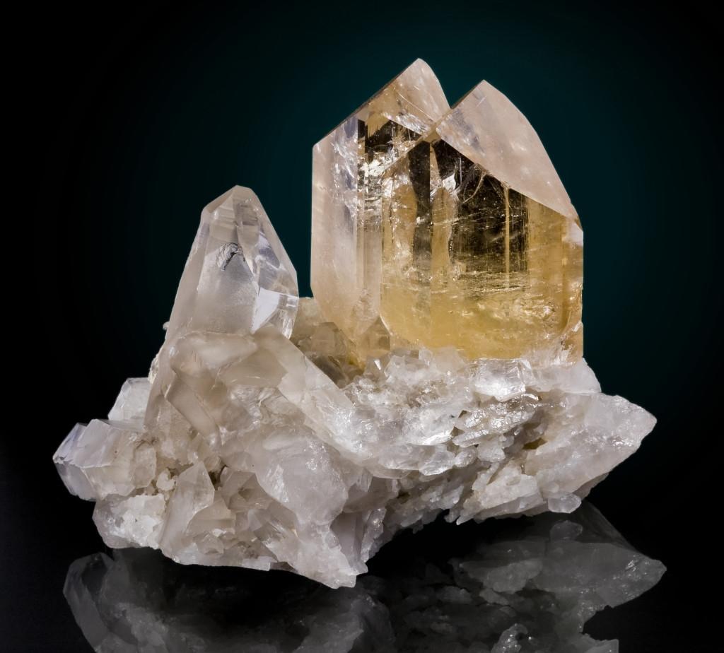 Желтый кварц (цитрин)