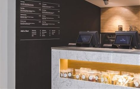 Барная стойка из мрамора Bianco Carrara Gioia изображение 1