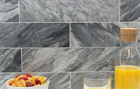 Отделка плиткой мрамора Bardiglio Nuvolato