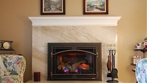 Камин из мрамора Diano Reale