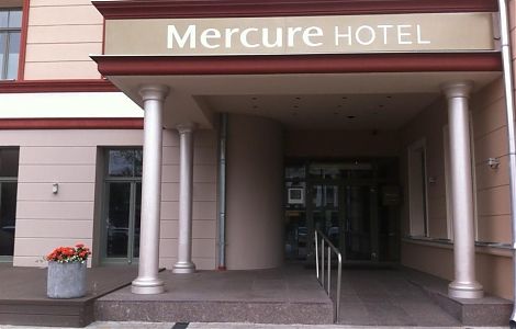 Отель: входная группа в граните Tan Brown изображение 2