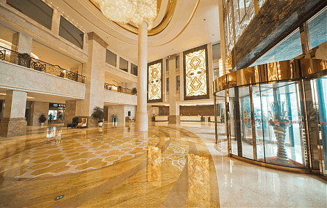 Гранд-интерьер: комплексная отделка фойе отеля изображение 2