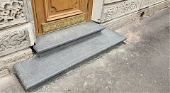 Цельные ступени из гранита G684