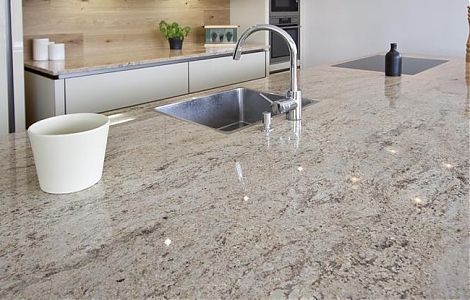 Столешницы из кремового гранита Astoria Gold изображение 2