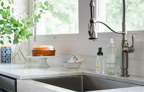 Столешницы из итальянского мрамора Bianco Carrara изображение 2