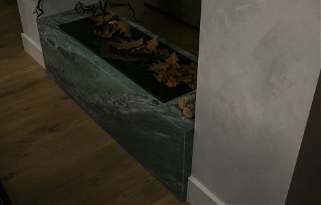 Отделка камина мрамором Green Tornado изображение 1