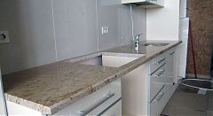 Столешница из madura gold