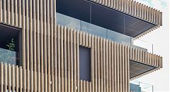 Отделка здания юрским мрамором