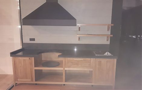 Столешница для казана из гранита G654 Sesame Black