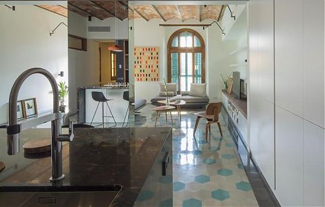 Стильная столешница из черного гранита Black Forest изображение 2